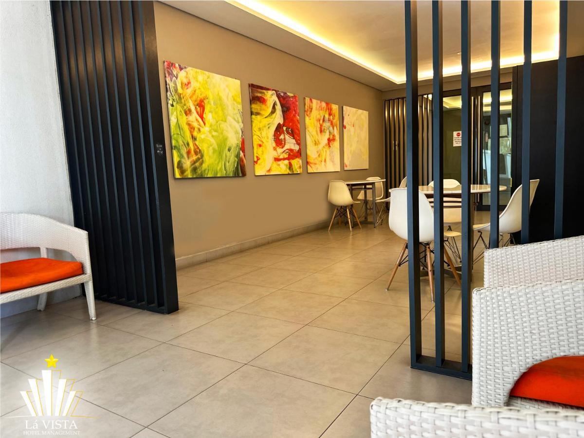 The Shore Hotel & Residences By La Vista Malacca Exteriör bild