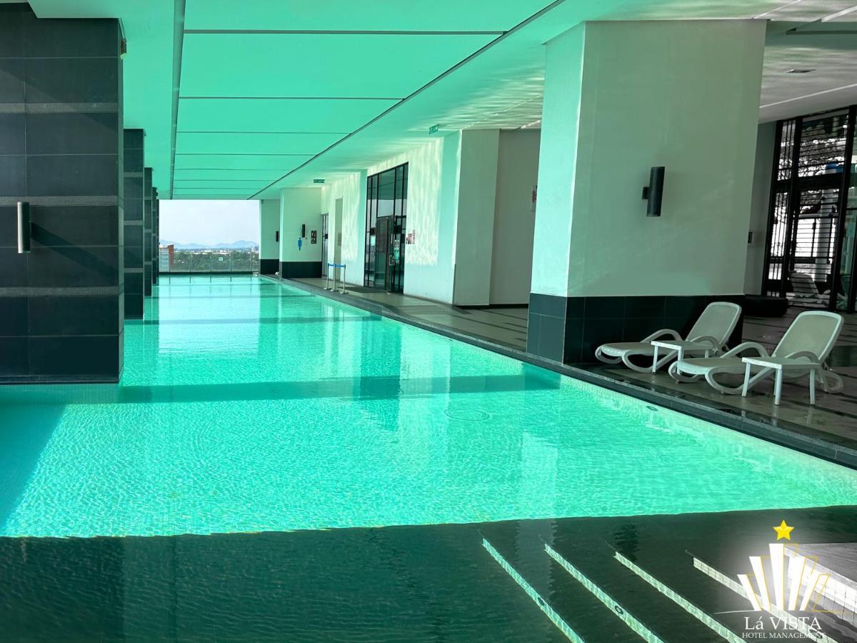 The Shore Hotel & Residences By La Vista Malacca Exteriör bild
