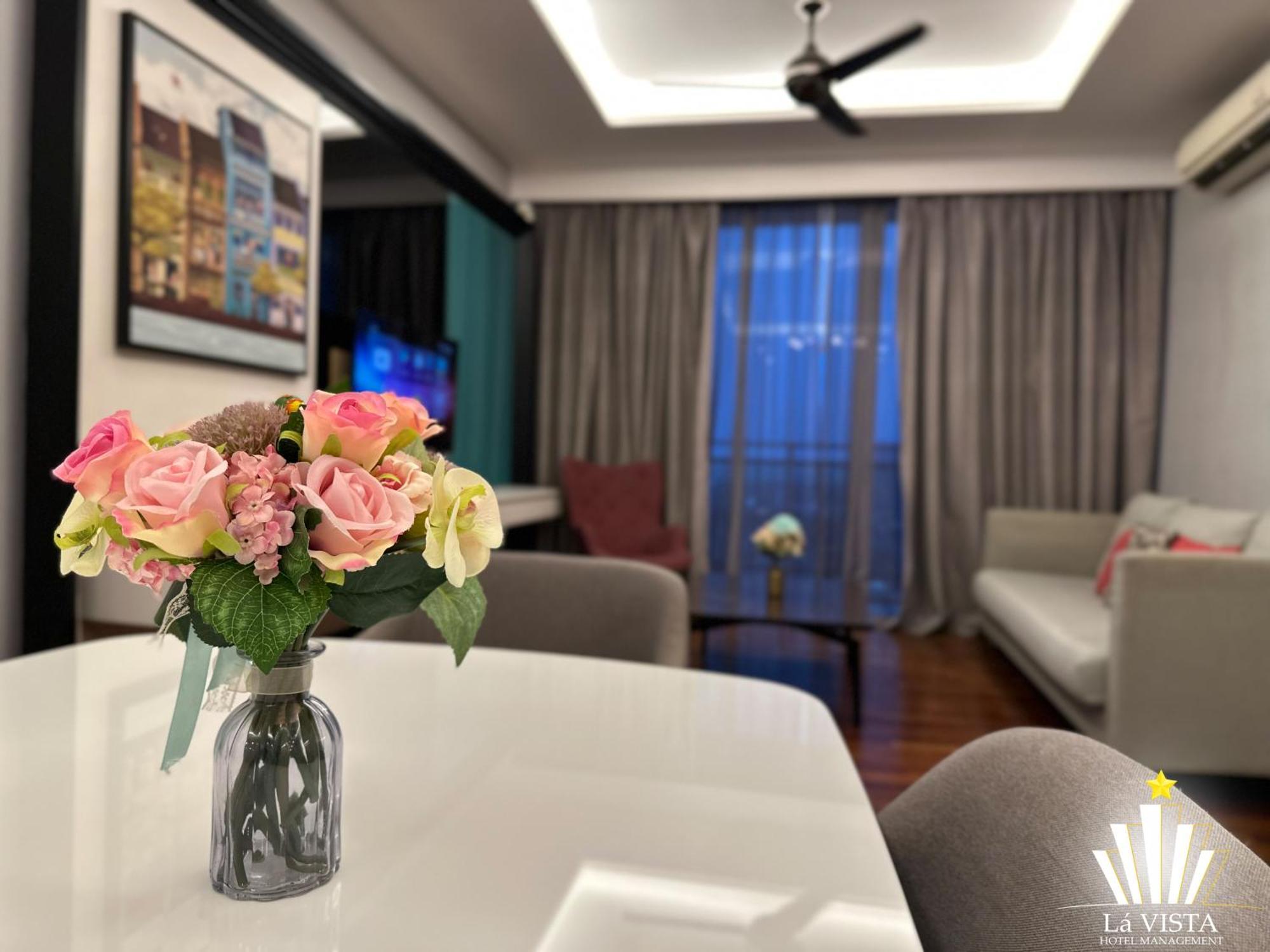 The Shore Hotel & Residences By La Vista Malacca Exteriör bild