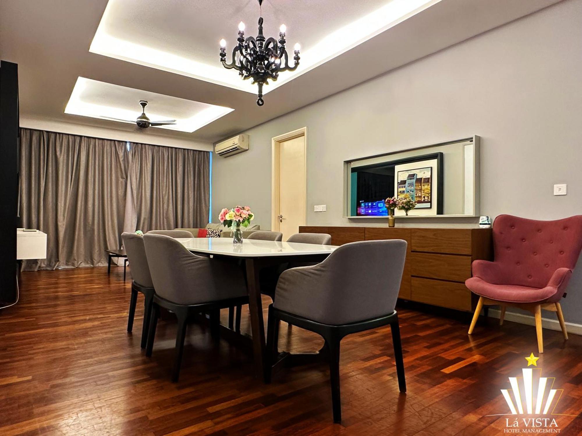 The Shore Hotel & Residences By La Vista Malacca Exteriör bild
