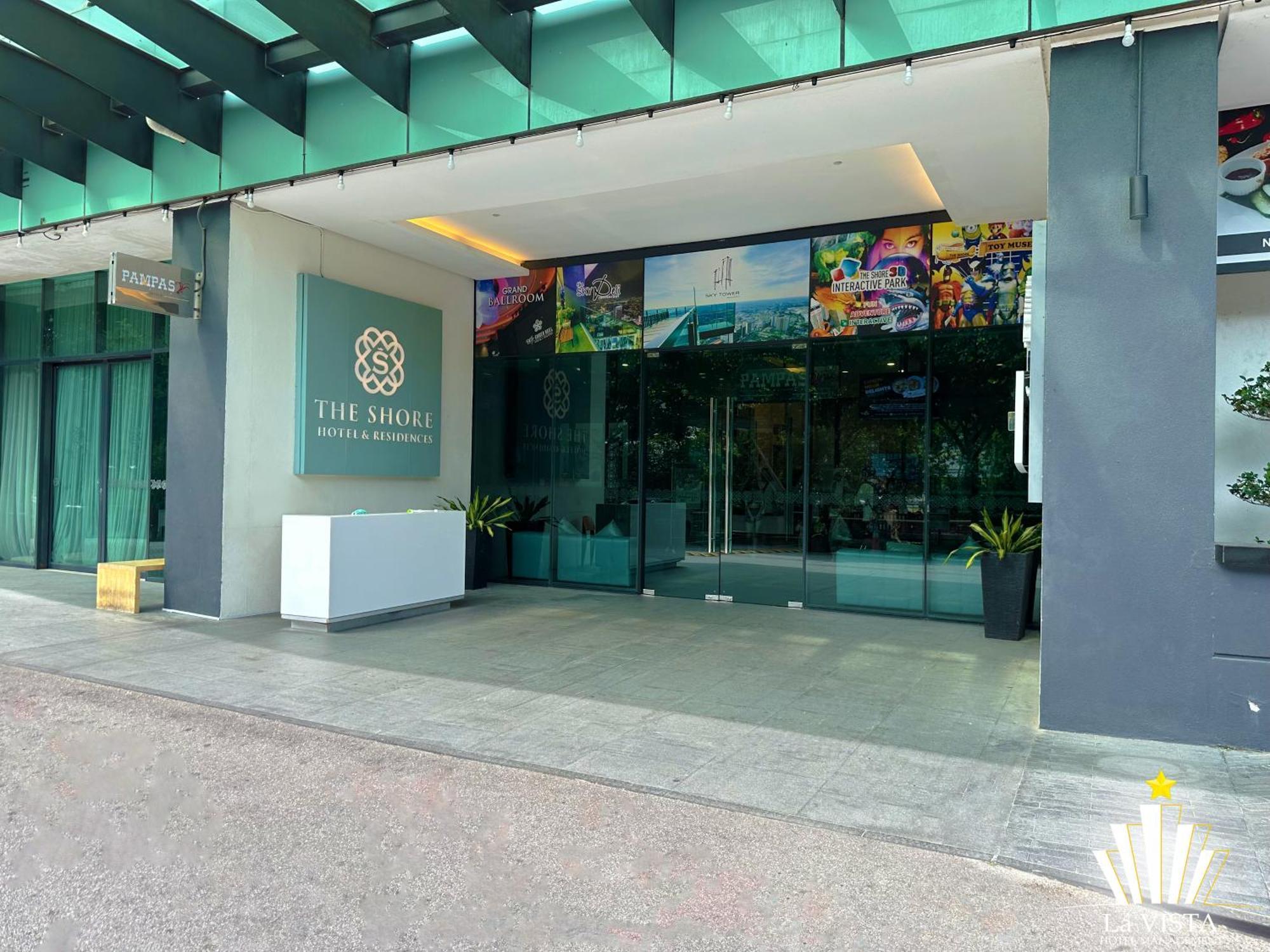 The Shore Hotel & Residences By La Vista Malacca Exteriör bild