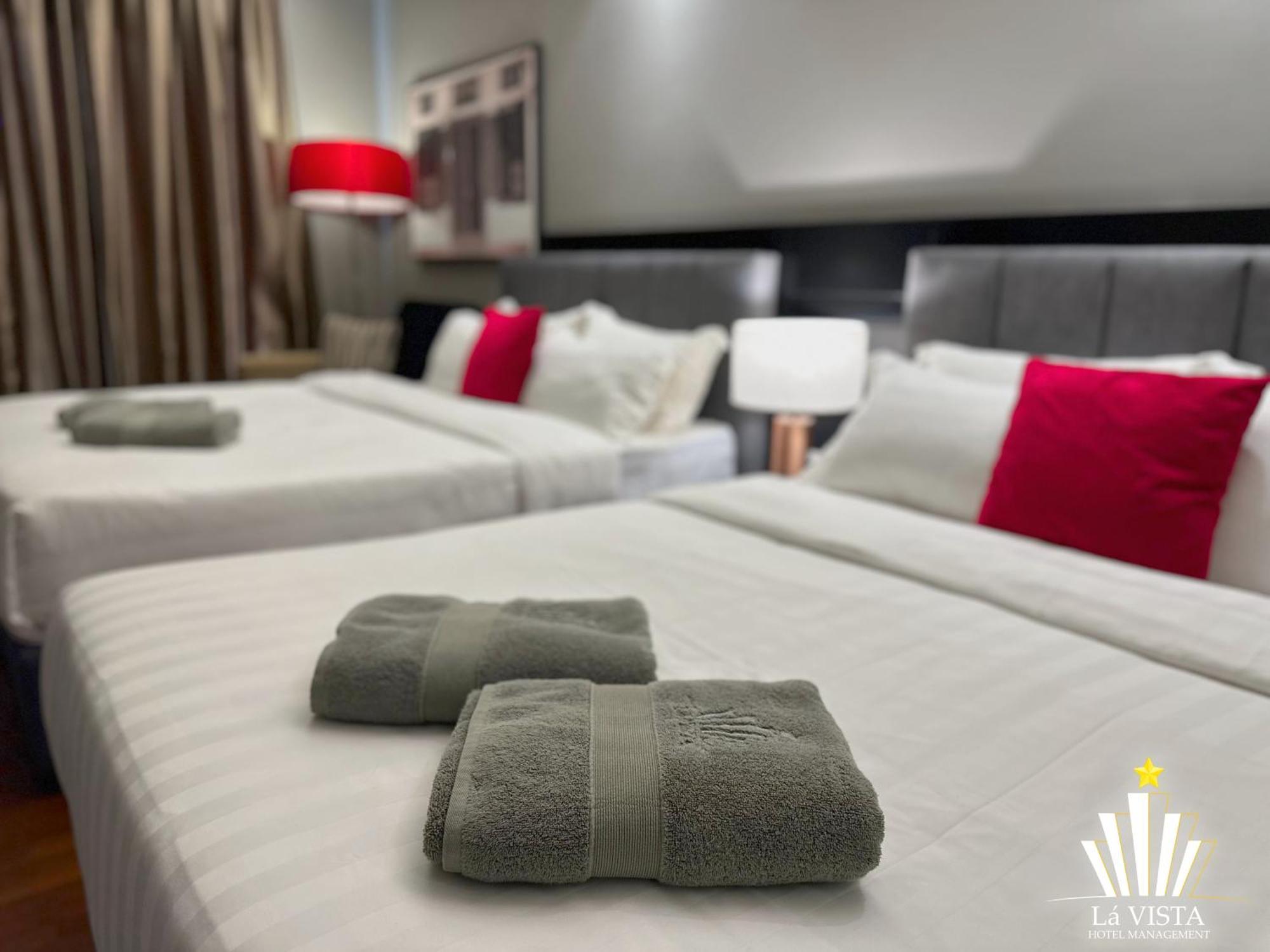 The Shore Hotel & Residences By La Vista Malacca Exteriör bild