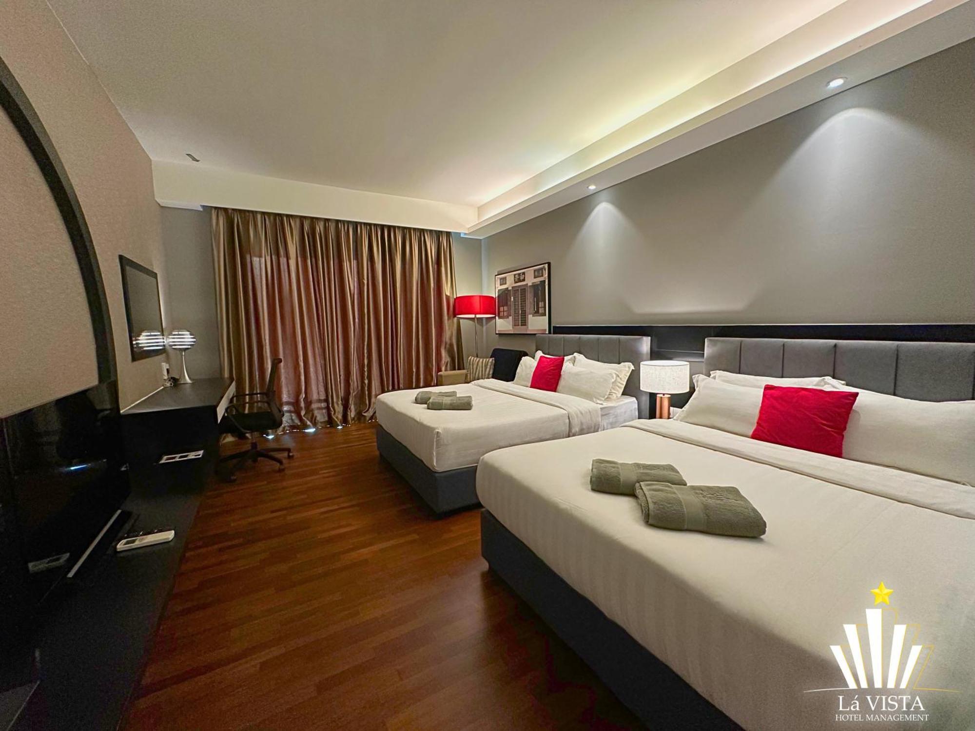 The Shore Hotel & Residences By La Vista Malacca Exteriör bild